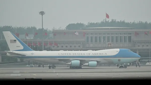 Trump clashes with reporter over Iran war on air force one