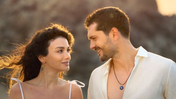 Alperen Duymaz & Özge Yağız
