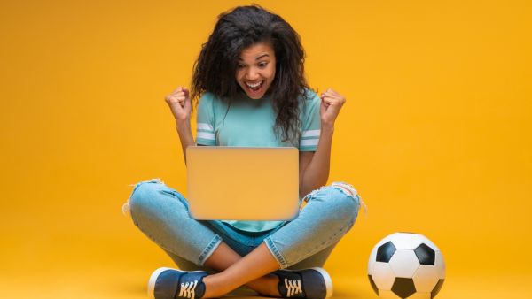 نصائح للاستمتاع بكأس العالم 2026 دون التأثير على نومك أو صحتك