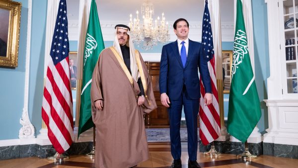 Saudi-Iran talks gain momentum amid US-Iran diplomacy and Houthi tensions