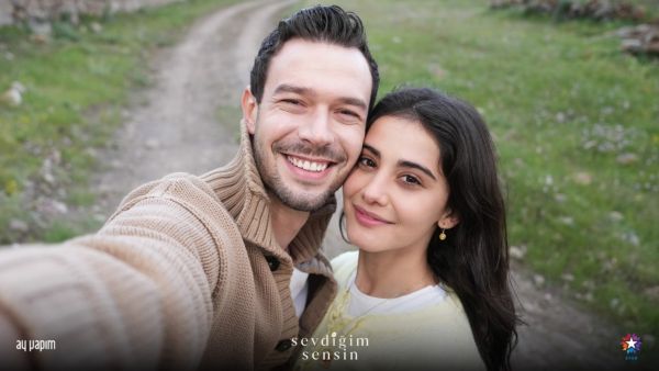 Aytaç Şaşmaz & Helin Kandemir