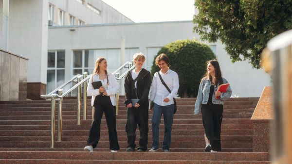 أسرار تكوين صداقات تدوم طوال سنوات الجامعة