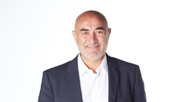 تعاون استراتيجي بين مؤسسة دبي للمستقبل وأمازون الإمارات لتمكين الطلبة الإماراتيين بمهارات المستقبل