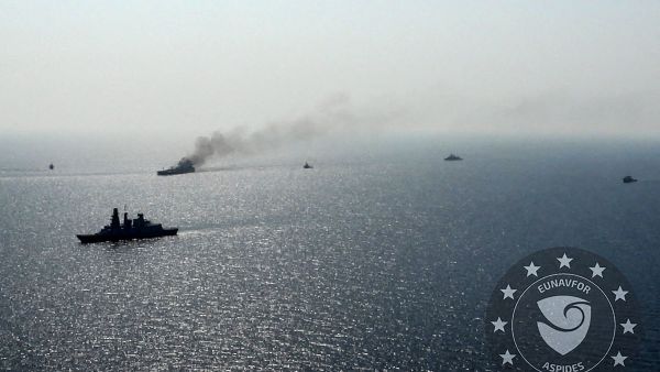 Armed boats approach merchant ship off Yemen, prompting crew to take shelter