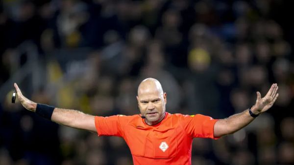 Dutch Referee Rob Dieperink