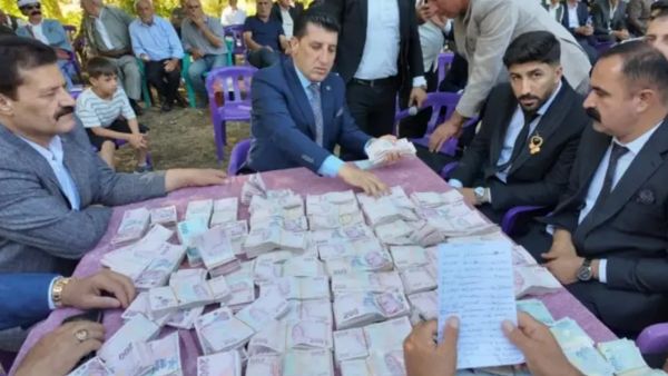 الهدايا المقدمة للعروسين بلغت حوالي 150 ألف دولار