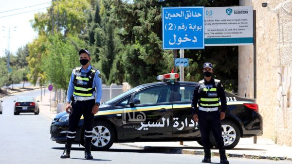 بلغ الأن عن السلوكيات المرورية الـخطرة 