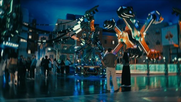 Warner Bros. World™ Yas Island, Abu Dhabi Welcomes First Riders to New DC Thrill Ride ‘Kryptonite Collider’