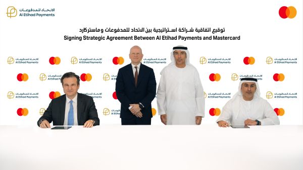 In a Global First-of-Its-Kind Issuance Al Etihad Payments and Mastercard Announce the First Co-Badged Credit Card in the UAE