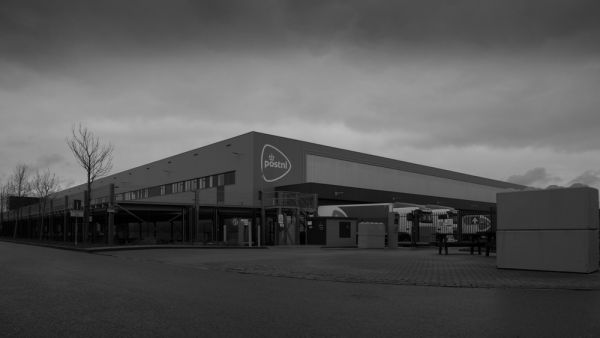 Massive fire engulfs pallet company in Holland’s Lelystad