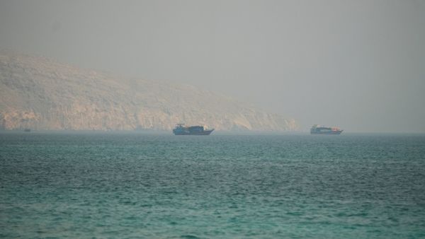 باكستان : مقتل 3 مواطنين بهجوم حوثي على سفينة بالبحر الاحمر