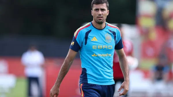 صفقة انتقال رودري إلى برشلونة ستضخ الملايين لأتلتيكو مدريد وفياريال