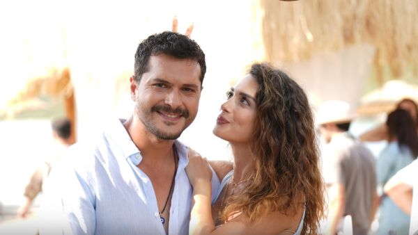Alperen Duymaz & Özge Yağız