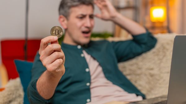 أساس النشاط الاقتصادي للحرس الثوري الإيراني