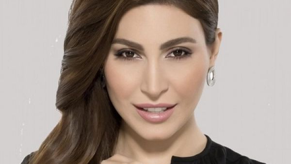يارا سفيرة الصليب الأحمر للقيم الإنسانية 