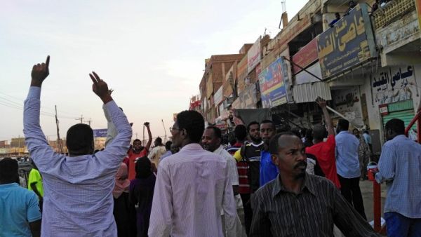 Anti-government demonstrators in the Sudanese capital Khartoum's southern business district of El-Kalakla. (AFP/File)