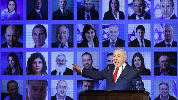 Israeli Prime Minister Benjamin Netanyahu delivers a speech during the launch of his election campaign at the headquarters of his party Likkud. (Jack GUEZ / AFP)