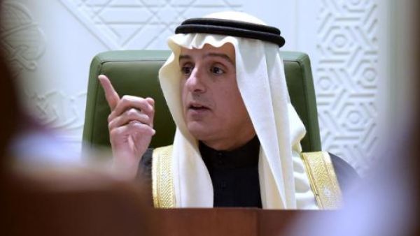 Saudi Minister of Foreign Affairs Adel al-Jubeir gestures as he speaks during a press conference held at Saudi Foreign Ministry press hall, on January 3, 2016 in Riyadh. (AFP/Ahmed Farwan)