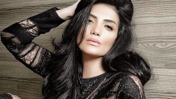 حورية فرغلي تنفي إصابتها بالسرطان