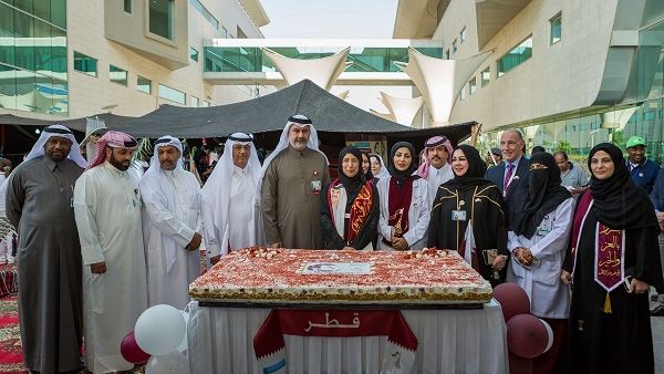 المرضى والعاملون في كافة مستشفيات ومرافق مؤسسة حمد الطبية يشاركون في احتفالات اليوم الوطني لقطر 2017 التي استمرت ثلاثة أيام المرضى والعاملون في كافة مستشفيات ومرافق مؤسسة حمد الطبية يشاركون في احتفالات اليوم الوطني لقطر 2017 التي استمرت ثلاثة أيام