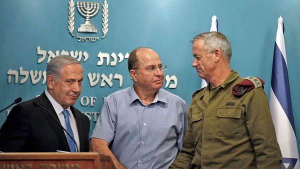 ويفيد الاستطلاع بحصول حزب "العمل" الوسطي على 11 مقعدا وحزب "ميرتس" اليساري على 5 مقاعد.

