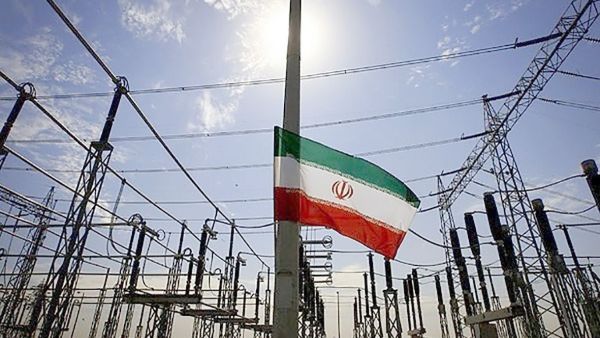 وكان الرئيس الأمريكي دونالد ترامب قد صنف الحرس الثوري أمس الاثنين، منظمة إرهابية.

