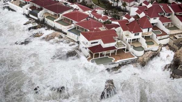  إعصار فلورانس قد ضرب اليابسة جنوب شرق الولايات المتحدة الأمريكية منذ أكثر من أسبوع