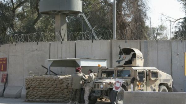  "الزيارة التاريخية تجري بشكل ممتاز"،