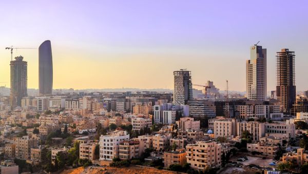 اعلنت شركة "ديليك" الإسرائيلية في اذار/مارس 2017 أنها بدأت تصدير الغاز إلى الأردن من حقل بحري