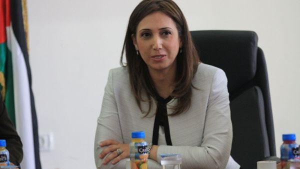 الدكتورة علا عوض 