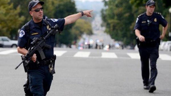 '50 ألف جندي إلى كولومبيا'.. ماذا يقصد بولتون؟
