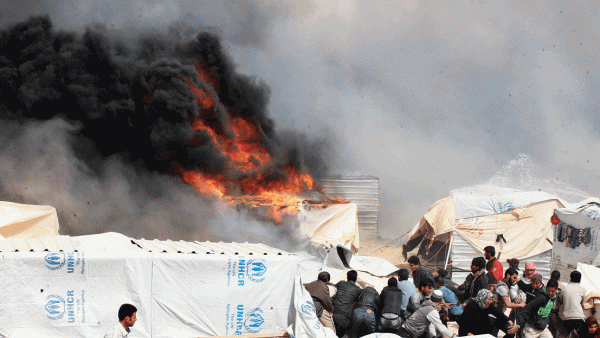 موسكو ودمشق: واشنطن أحبطت العملية الإنسانية في الركبان
