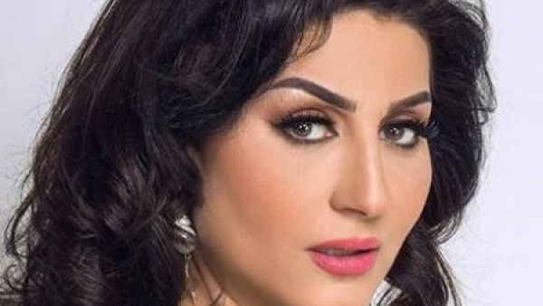 وفاء عامر