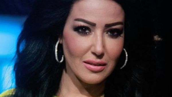 سوسن بدر الى جانب سمية الخشاب في (الحلال)