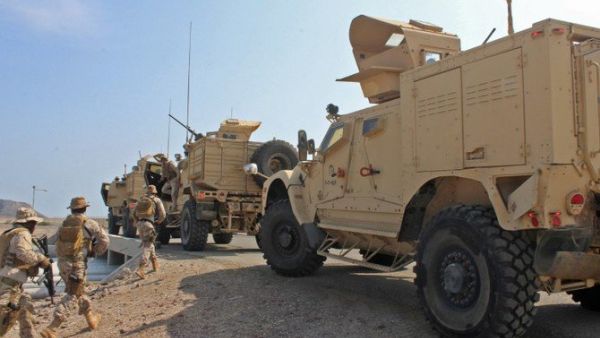 A senior military official said the Houthis continued to suffer major defeats in clashes with the Arab coalition-backed army forces. (File/AFP)