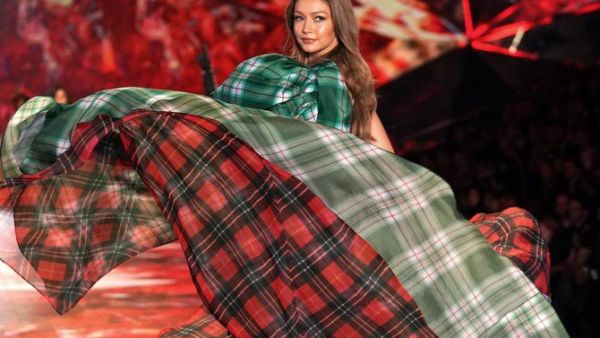 Gigi Hadid walked the runway during the show. (Source: AFP) Gigi Hadid walked the runway during the show. (Source: AFP)