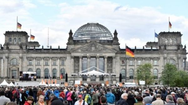 The Reichstag building houses Germany's Bundestag lower house of parliament in Berlin (AFP/File Photo)