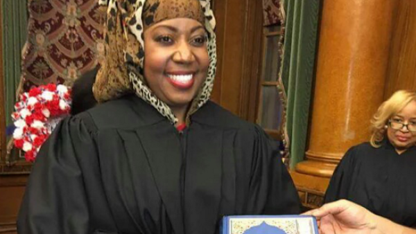 Islamophobes were never going to let this one slide. (Twitter)