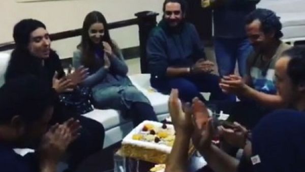 الراقصة دينا تحتفل بعيد ميلادها الــ51 