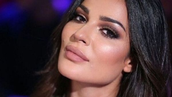 نادين نجيم تصدم الجمهور بأجرأ تصريح حول جسدها!