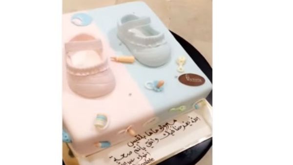قالب حلوى بمناسبة حمل الفنانة بلقيس