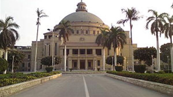 تحرش وتهديد للطالبات في جامعة القاهرة