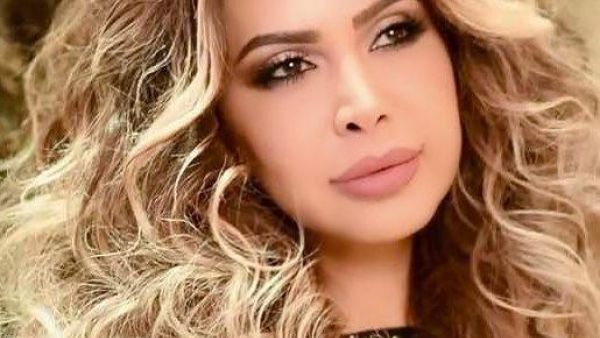الفنانة نوال الزغبي