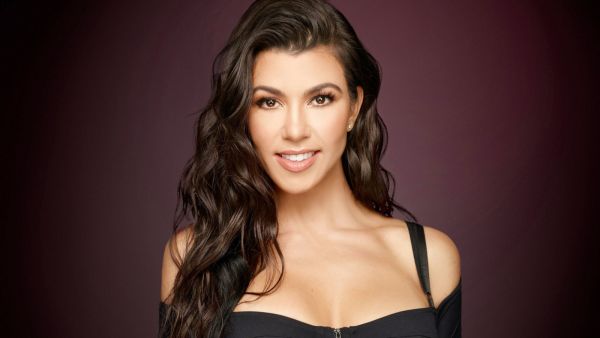 كورتني كارداشيان
