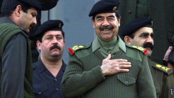 الرئيس العراقي السابق صدام حسين
