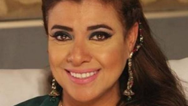نشوى مصطفى تطمئن جمهورها بعد غرق منزلها