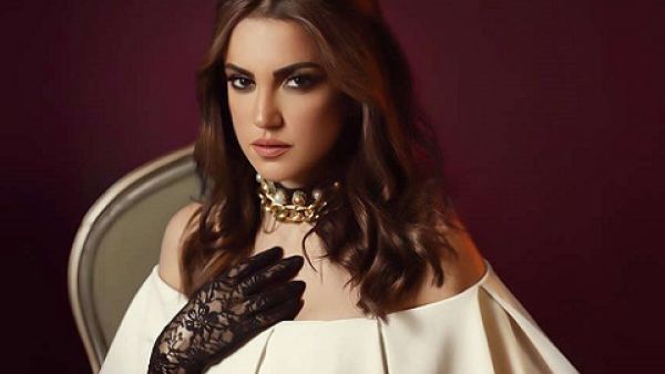درة سفيرة حملة (الخير مبيخلصش)