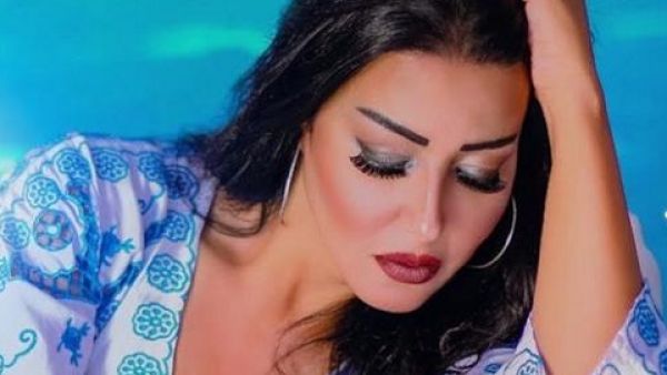 سمية الخشاب تعلق على تشبيهها بإليسا