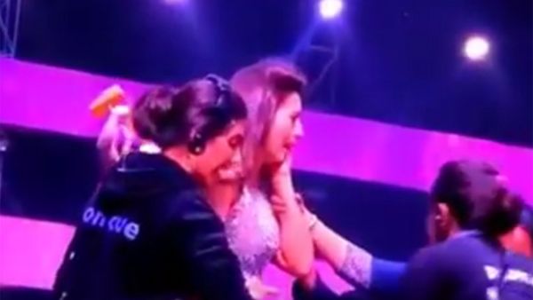 المذيعة بعد صفعها