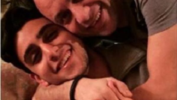 مصطفى قمر يحتفل بعيد ميلاد (تيام) العشرين 